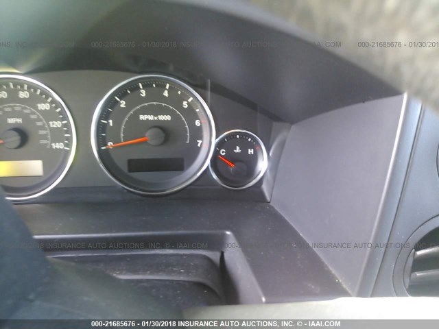 1J4RH4GK0AC144284 - 2010 JEEP COMMANDER SPORT Silber Foto 7