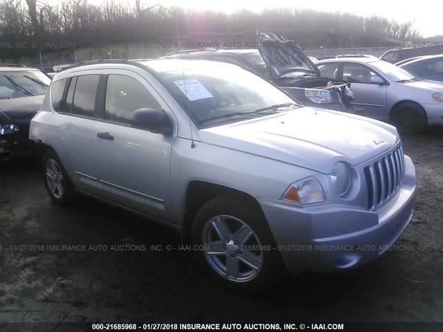 1J8FT47W48D521061 - 2008 JEEP COMPASS SPORT SILVER photo 1