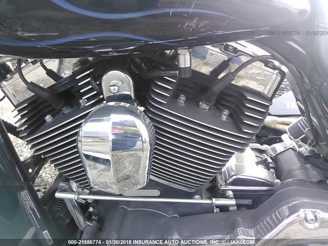 1HD1KHM1XBB653358 - 2011 HARLEY-DAVIDSON FLTRX 黑色 照片 9