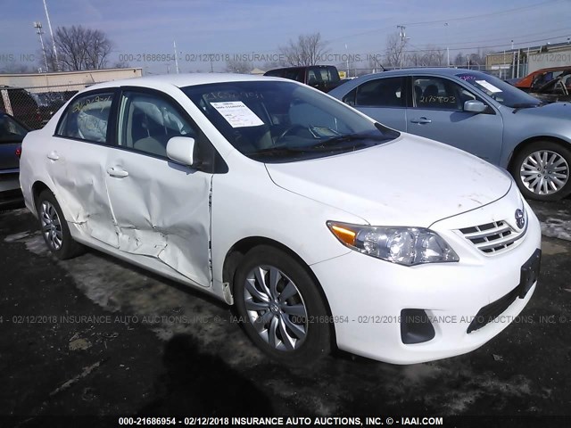 2T1BU4EE8DC957674 - 2013 TOYOTA COROLLA S/LE WHITE photo 1