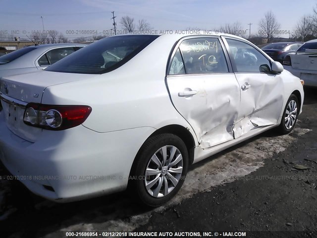 2T1BU4EE8DC957674 - 2013 TOYOTA COROLLA S/LE WHITE photo 4