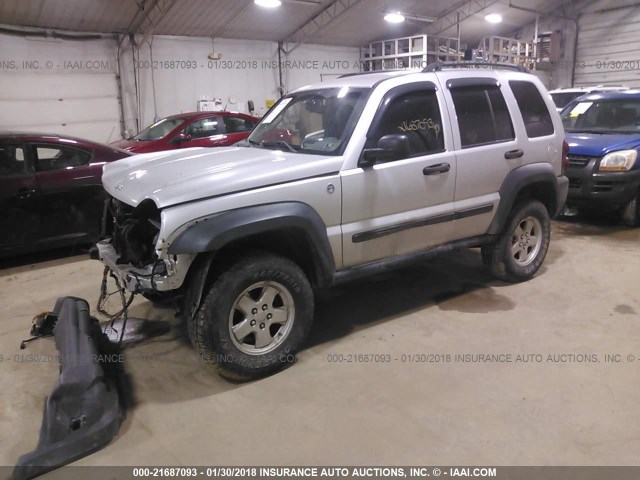 1J4GL48K26W193495 - 2006 JEEP LIBERTY SPORT SILVER photo 2