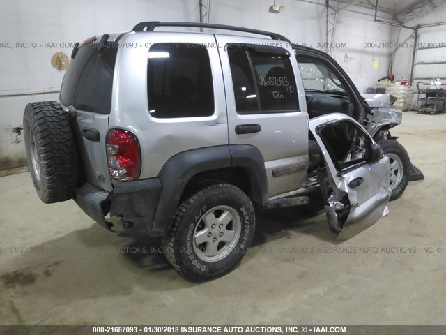 1J4GL48K26W193495 - 2006 JEEP LIBERTY SPORT 银色 照片 4