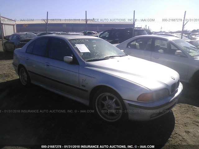 WBADE6323WBW58604 - 1998 BMW 540 I AUTOMATIC 银色 照片 1