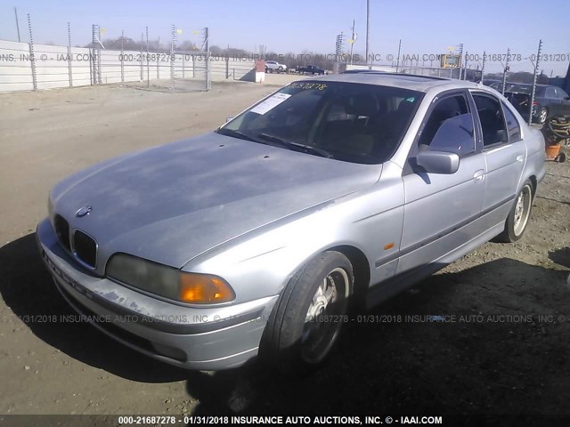 WBADE6323WBW58604 - 1998 BMW 540 I AUTOMATIC 银色 照片 2