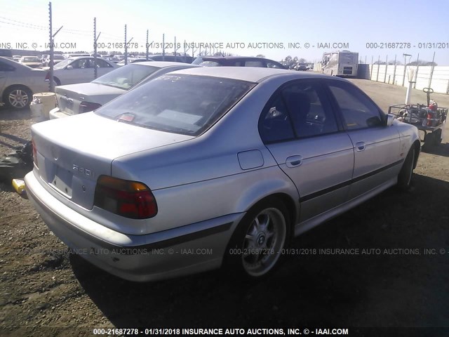 WBADE6323WBW58604 - 1998 BMW 540 I AUTOMATIC 银色 照片 4