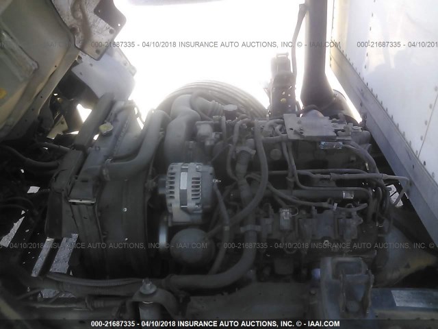 4KBC4B1U45J801146 - 2005 CHEVROLET TILT MASTER W4S04  WHITE photo 9