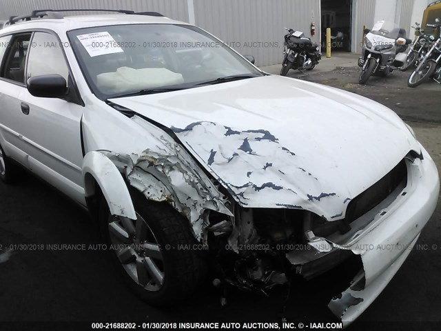 4S4BP61C267344442 - 2006 SUBARU LEGACY OUTBACK 2.5I WHITE photo 6