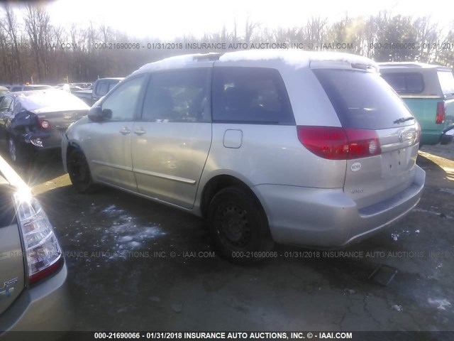 5TDZK23C07S028360 - 2007 TOYOTA SIENNA CE/LE SILVER photo 3