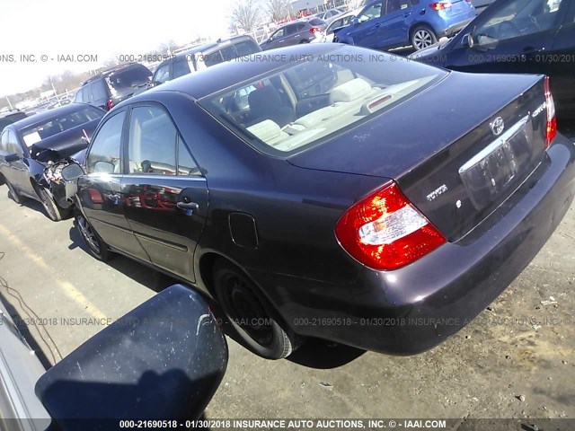 4T1BE32K02U577547 - 2002 TOYOTA CAMRY LE/XLE/SE ყავისფერი ფოტო 3