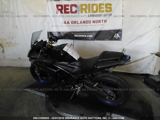 MH3RH06Y6GK012621 - 2016 YAMAHA YZFR3 BLACK photo 3