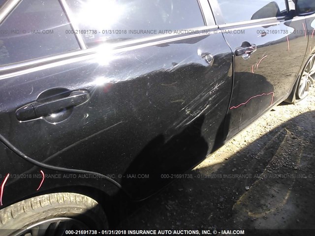 4T1BF1FK1HU349576 - 2017 TOYOTA CAMRY LE/XLE/SE/XSE შავი ფოტო 6