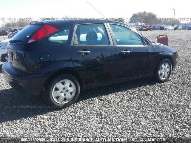 1FAHP37N87W307804 - 2007 FORD FOCUS ZX5/S/SE/SES 黑色 照片 4