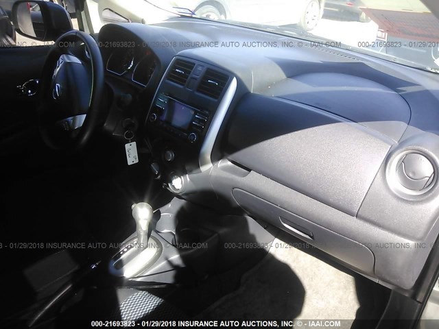 3N1CE2CP4EL364664 - 2014 NISSAN VERSA NOTE S/S PLUS/SV/SL GRAY photo 5