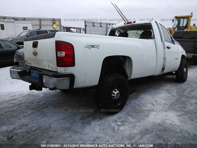 1GC0KVCG4BF110792 - 2011 CHEVROLET SILVERADO K2500 HEAVY DUTY WHITE photo 4