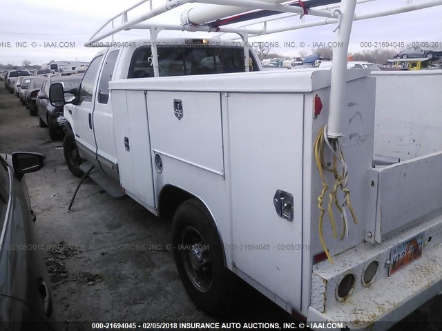 1FTNX20F3YED41439 - 2000 FORD F250 SUPER DUTY WHITE photo 3