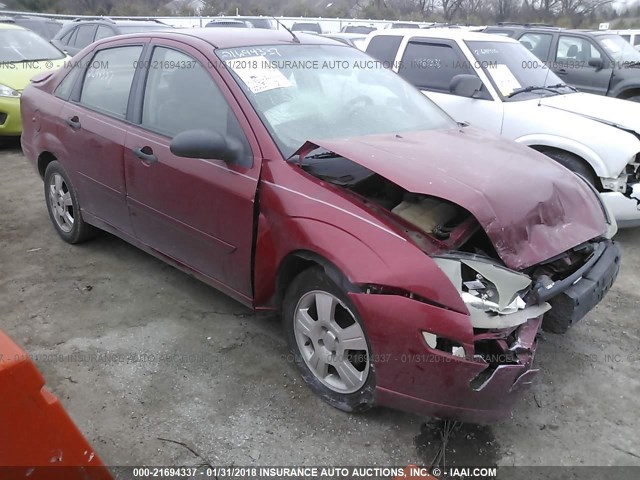 1FAHP38Z44W129337 - 2004 FORD FOCUS ZTS RED photo 1