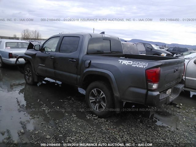 5TFCZ5ANXHX118618 - 2017 TOYOTA TACOMA DBL CAB/SR/TRDSPT/OR/PRO ნაცრისფერი ფოტო 3