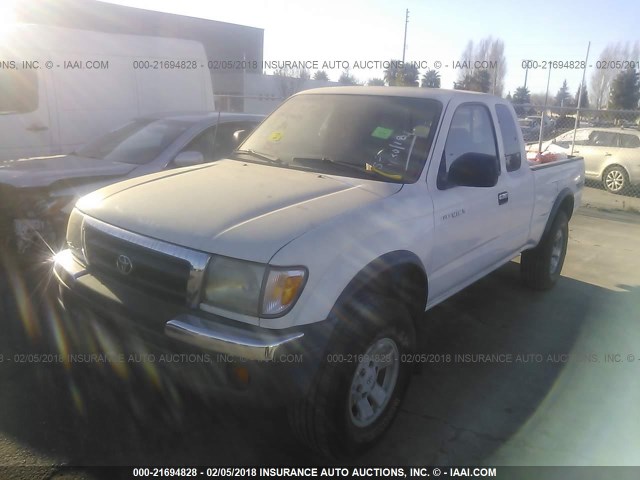 4TASN92N8YZ635560 - 2000 TOYOTA TACOMA XTRACAB PRERUNNER WHITE photo 2