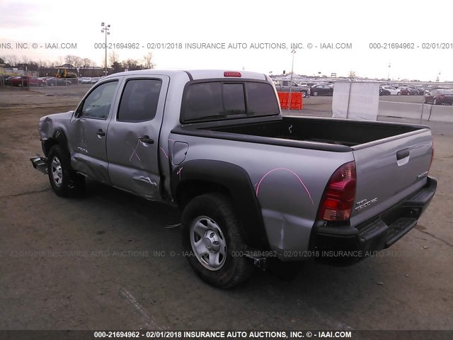 5TFJX4GN4FX038792 - 2015 TOYOTA TACOMA DOUBLE CAB PRERUNNER SILVER photo 3