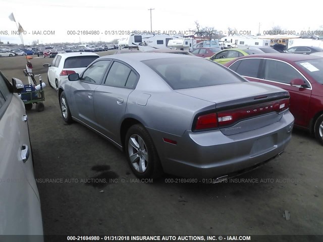 2C3CDXBG2EH262324 - 2014 DODGE CHARGER SE SILVER photo 3
