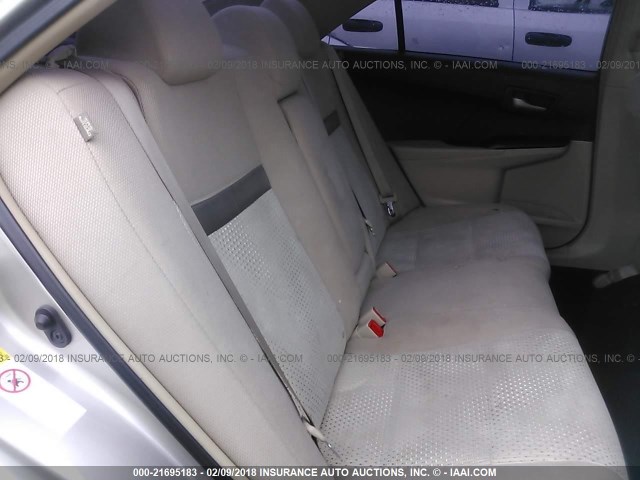 4T1BF1FK7EU410229 - 2014 TOYOTA CAMRY L/SE/LE/XLE ბეჟი ფოტო 8