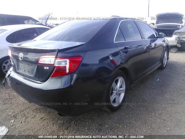 4T1BF1FK3EU857141 - 2014 TOYOTA CAMRY L/SE/LE/XLE 蓝色 照片 4