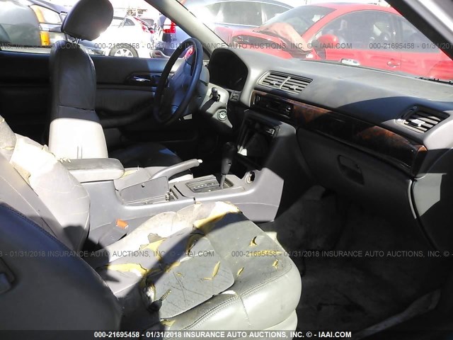 19UYA2252VL011643 - 1997 ACURA 3.0CL ვერცხლისფერი ფოტო 5