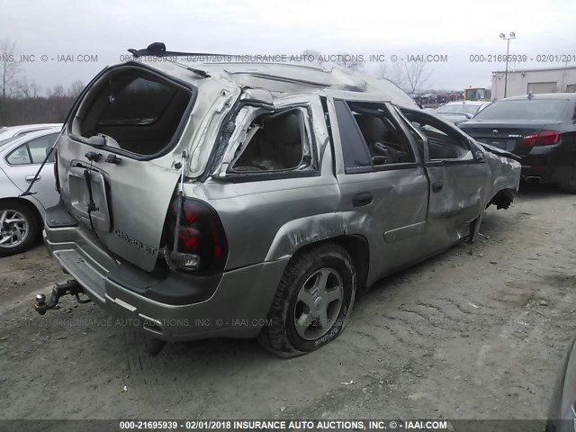 1GNDT13S722174478 - 2002 CHEVROLET TRAILBLAZER  GRAY photo 4