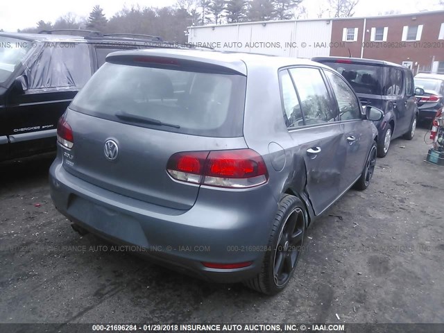 WVWDB7AJ8BW017138 - 2011 VOLKSWAGEN GOLF GRAY photo 4