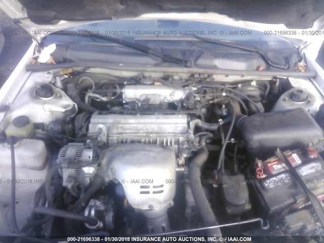 JT2BG22K1X0319022 - 1999 TOYOTA CAMRY LE/XLE WHITE photo 10