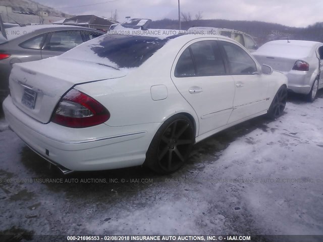 WDBUF72XX9B379236 - 2009 MERCEDES-BENZ E 550 WHITE photo 4