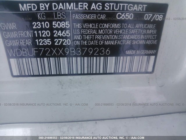 WDBUF72XX9B379236 - 2009 MERCEDES-BENZ E 550 WHITE photo 9