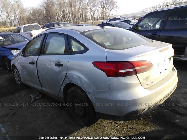 1FADP3E28GL212488 - 2016 FORD FOCUS S SILVER photo 3