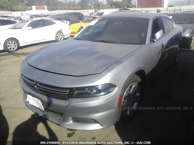 2C3CDXBG4FH753852 - 2015 DODGE CHARGER SE SILVER photo 2