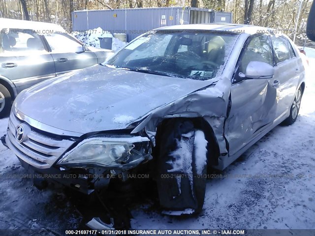 4T1BK3DB8BU389008 - 2011 TOYOTA AVALON LIMITED GRAY photo 2