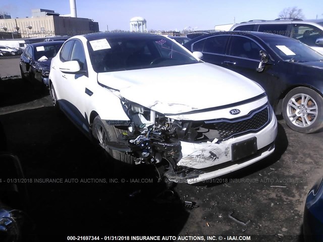 5XXGR4A68DG093689 - 2013 KIA OPTIMA SX WHITE photo 6