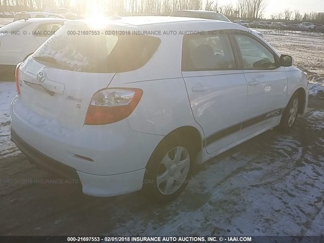 2T1KE40E59C012984 - 2009 TOYOTA COROLLA MATRIX S WHITE photo 4