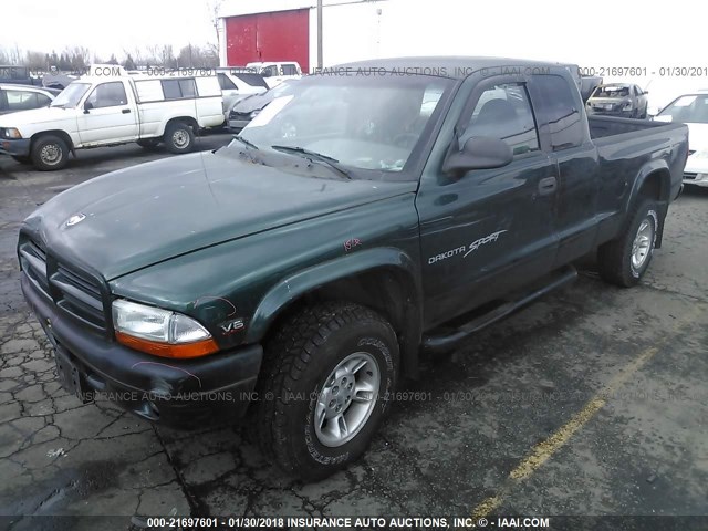 1B7GG22X3XS320055 - 1999 DODGE DAKOTA GREEN photo 2