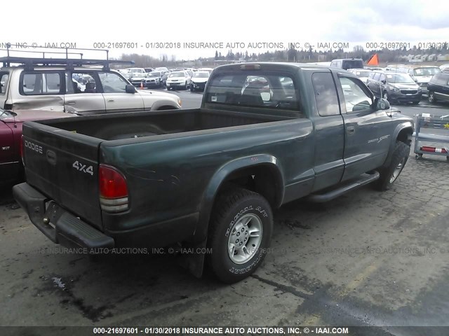 1B7GG22X3XS320055 - 1999 DODGE DAKOTA GREEN photo 4