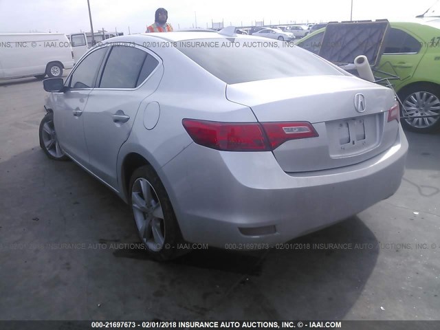 19VDE1F34EE001833 - 2014 ACURA ILX 20 SILVER photo 3