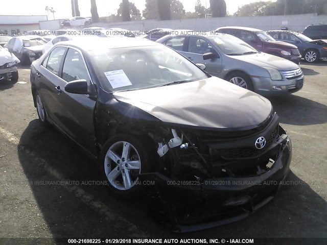 4T1BF1FK0DU244358 - 2013 TOYOTA CAMRY L/SE/LE/XLE 黑色 照片 1
