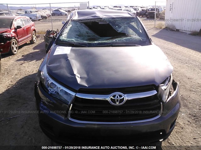 5TDZKRFH2FS112940 - 2015 TOYOTA HIGHLANDER LE/LE PLUS GRAY photo 6