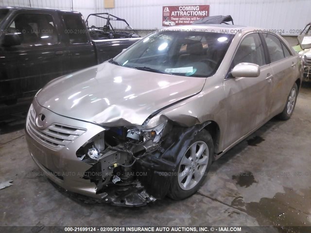 4T4BE46K79R122176 - 2009 TOYOTA CAMRY SE/LE/XLE GOLD photo 2