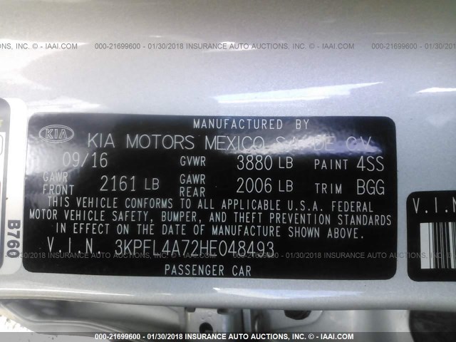 3KPFL4A72HE048493 - 2017 KIA FORTE LX/S SILVER photo 9