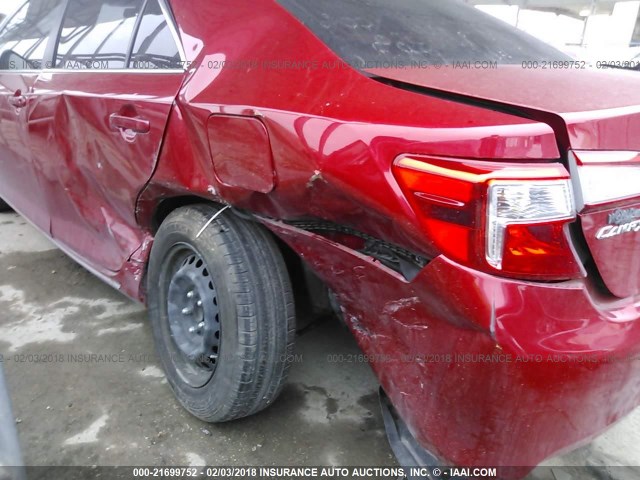 4T4BF1FK5CR207679 - 2012 TOYOTA CAMRY SE/LE/XLE 红色 照片 6
