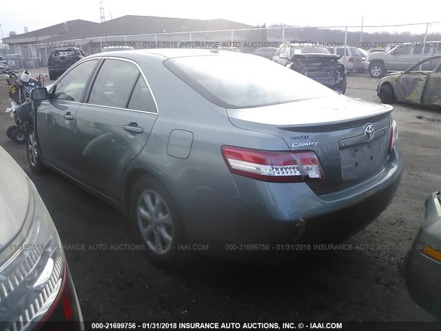 4T4BF3EK1BR102326 - 2011 TOYOTA CAMRY SE/LE/XLE GREEN photo 3