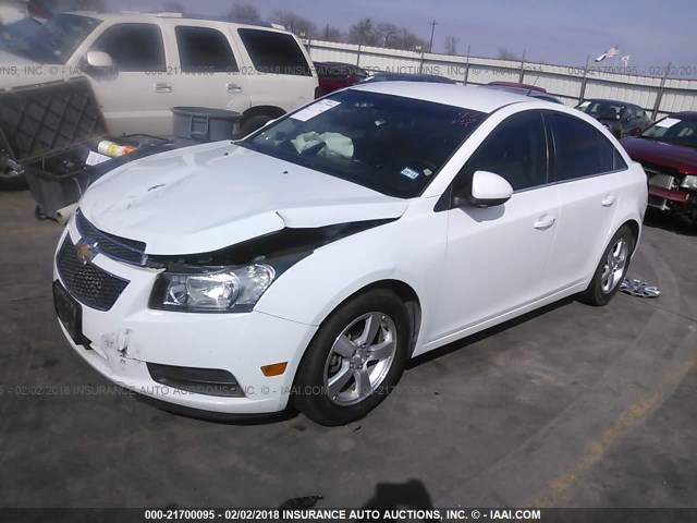 1G1PC5SB0D7123305 - 2013 CHEVROLET CRUZE LT WHITE photo 2