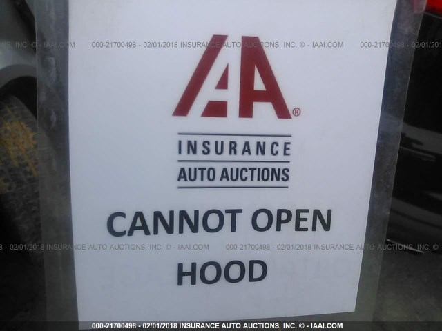 1G4GC5ER0DF253358 - 2013 BUICK LACROSSE SILVER photo 10