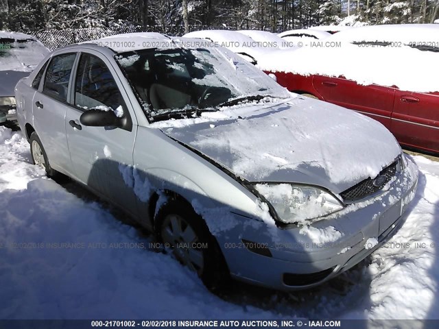 1FAFP34N37W334369 - 2007 FORD FOCUS ZX4/S/SE/SES 银色 照片 1